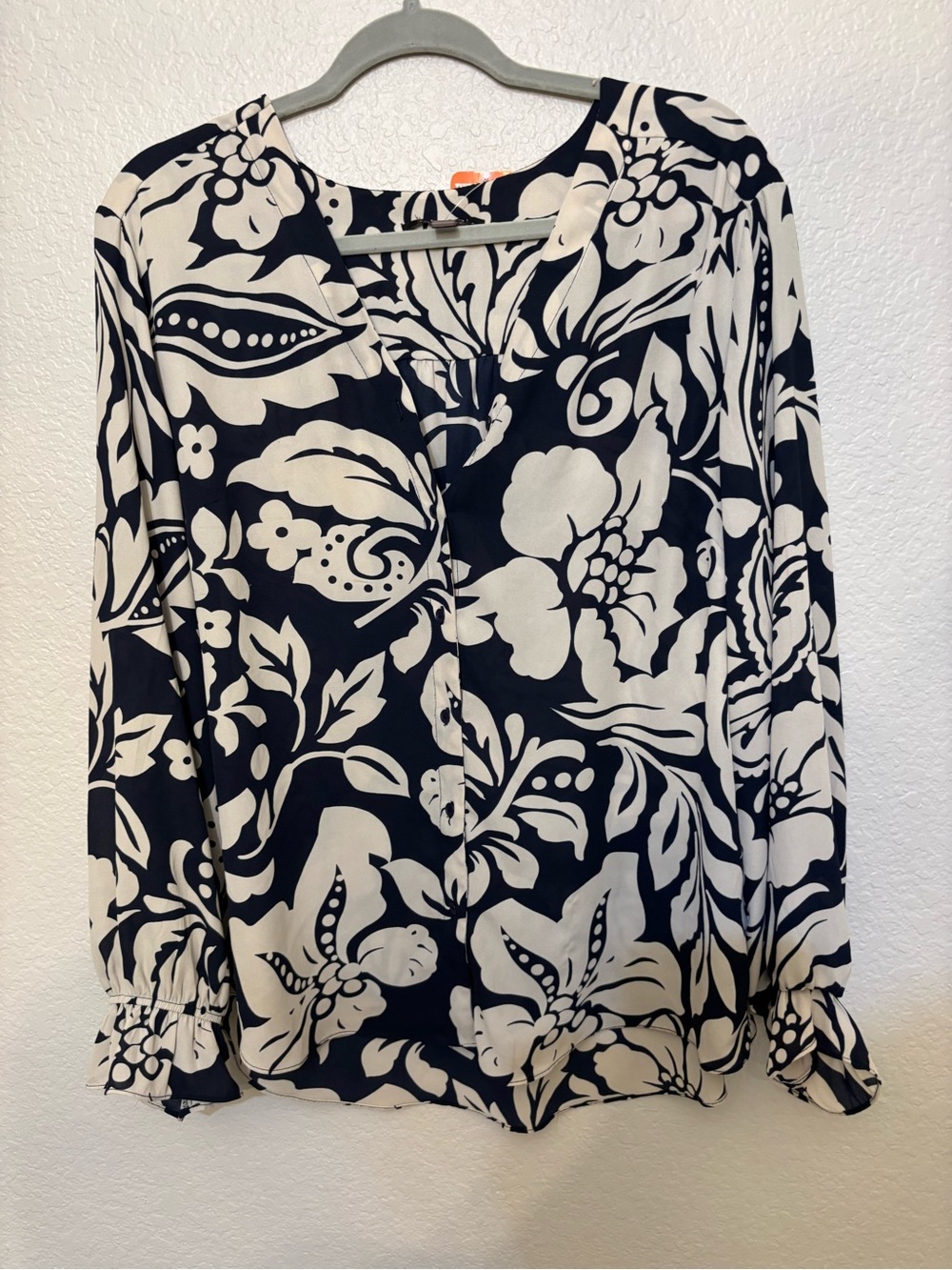 Tahari Black & Cream Floral V-Neck Blouse